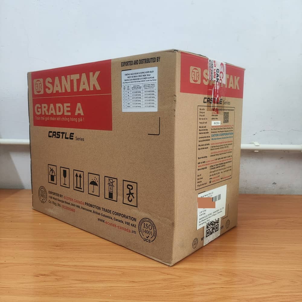 Hộp đựng sản phẩm UPS Santak C1k-LCD