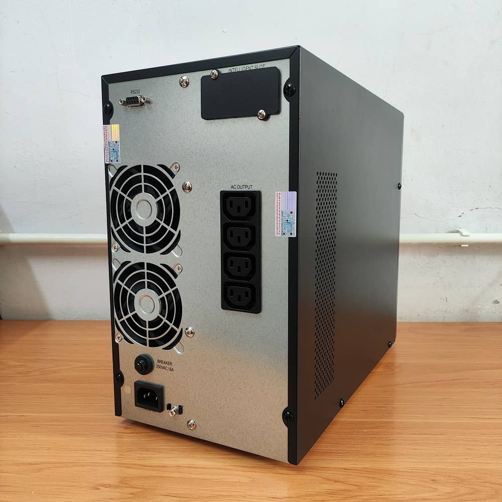 Mặt sau UPS Santak C2K-LCD - Hình 1