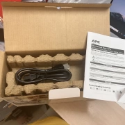 Bộ lưu điện EASY APC BVX700LUI-MS 700VA AVR, USB Charging, Universal