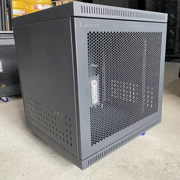 Tủ rack 10U UNR N10U-D500 cửa lưới có bánh xe