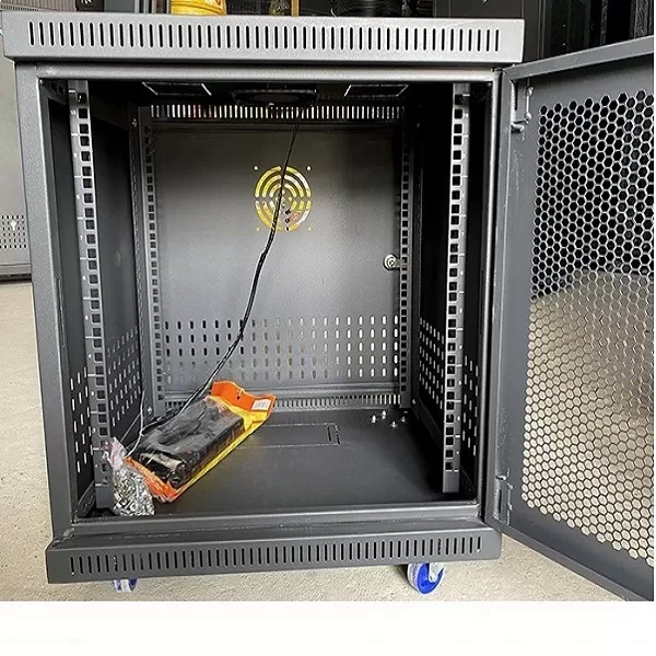 Tủ rack 10U UNR N10U-D600CL cửa lưới
