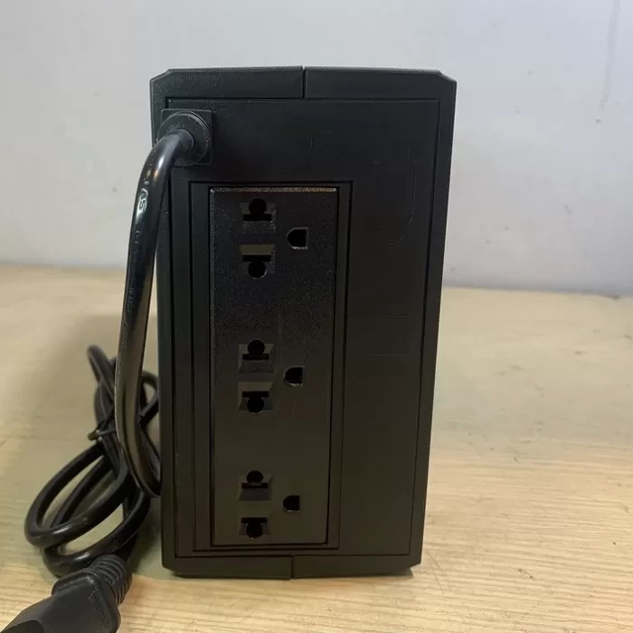 Bộ Lưu Điện Line InterActive Cyber SES600 600VA/360W