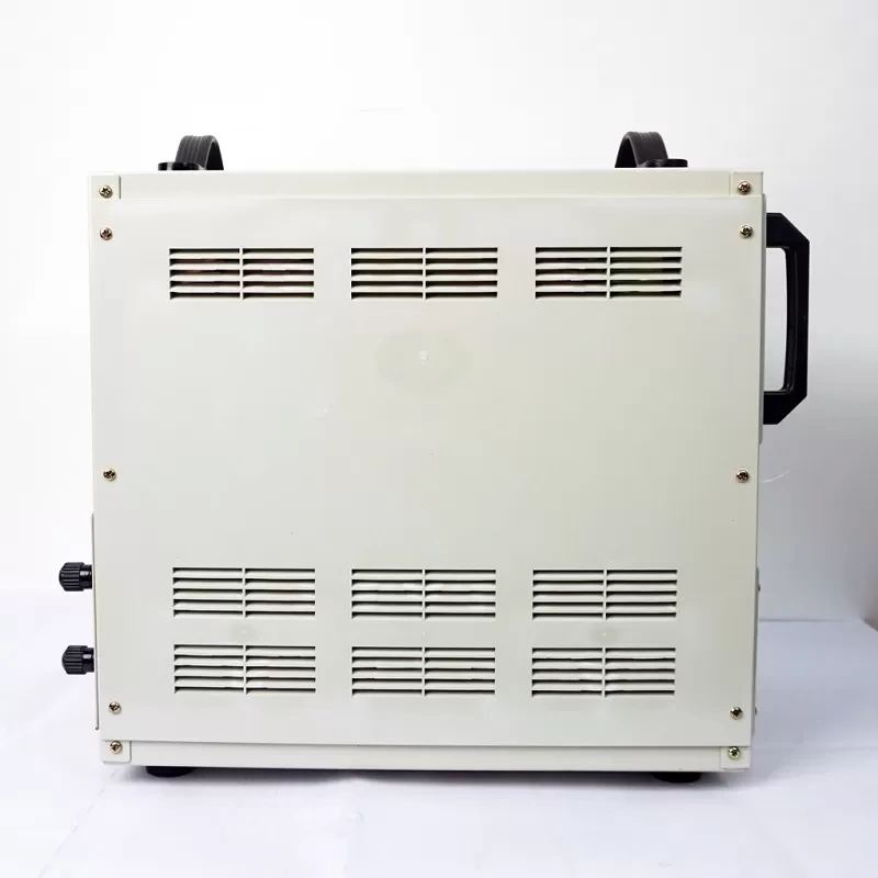 Mặt bên của Ổn áp LIOA DRI-7500II 5KVA