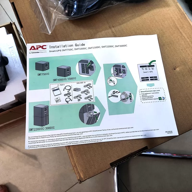 Bộ lưu điện APC SMT3000IC 3000VA/2700W with SmartConnect