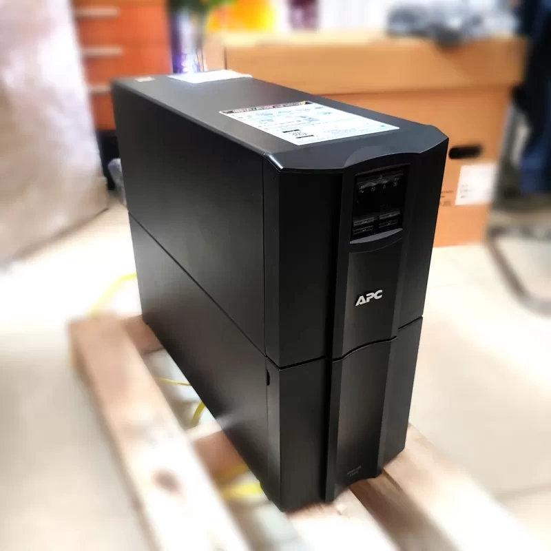 Bộ lưu điện APC SMT3000IC 3000VA/2700W with SmartConnect