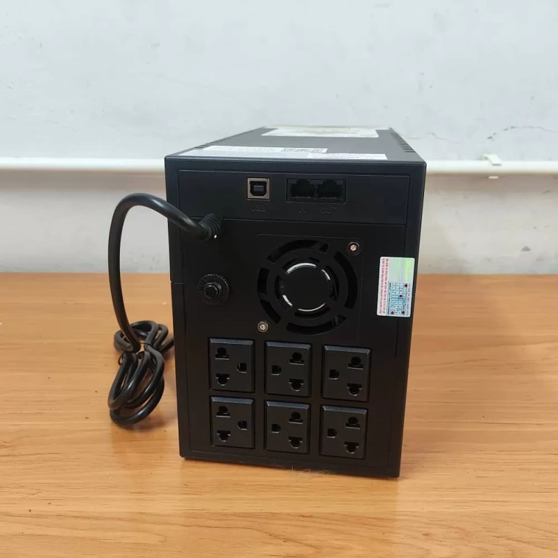 Bộ lưu điện SANTAK BLAZER-2200 PRO 2200VA